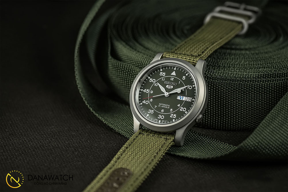 Đồng hồ Seiko SNK805K2 - Danawatch